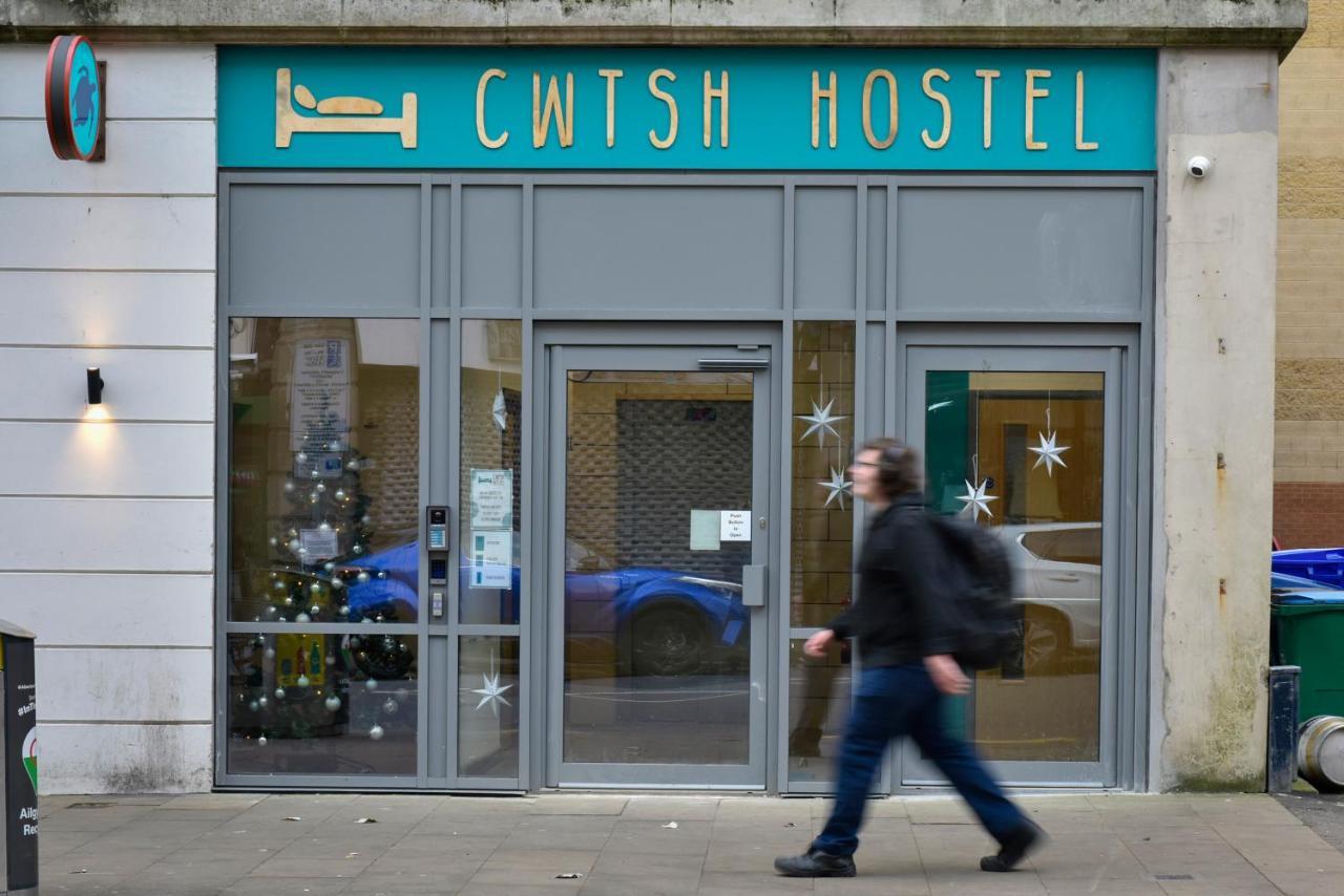 Cwtsh Hostel Суонзи Екстериор снимка CWTSH hostel in London